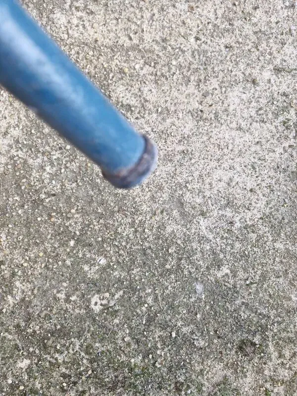 Illustration numéro 2 du produit Tabouret industriel d'architecte