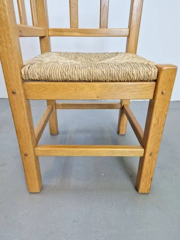 Illustration numéro 2 du produit Chaises d'angle en chêne et paille de style Art Déco moderniste néerlandais, années 1950, ensemble de 2