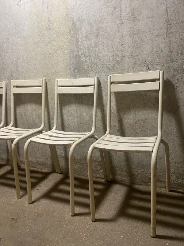 Illustration numéro 2 du produit Chaises de jardin 1950