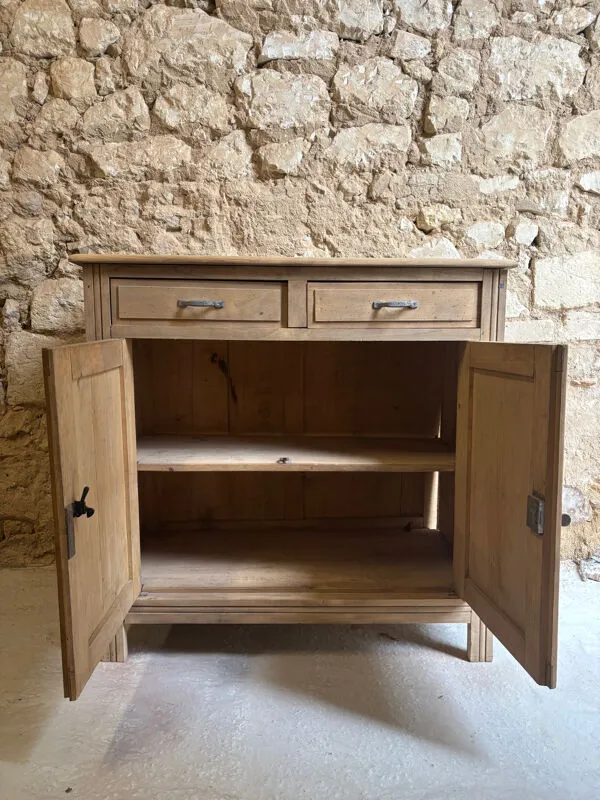 Illustration numéro 2 du produit Ancien buffet parisien