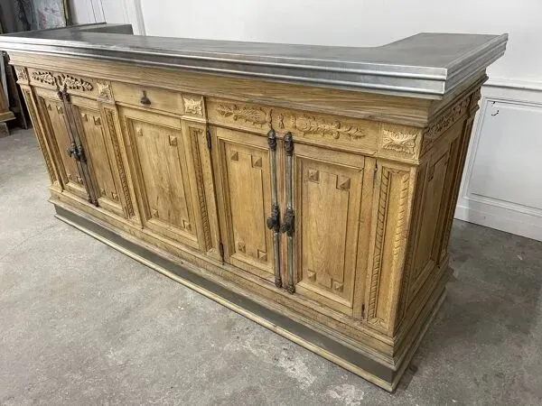 Illustration numéro 2 du produit Comptoir bar 19ème zinc et chêne massif