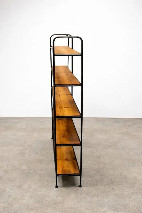 Illustration numéro 2 du produit Étagère industrielle en bois massif et métal