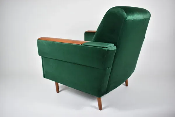 Illustration numéro 2 du produit Fauteuil années 1960