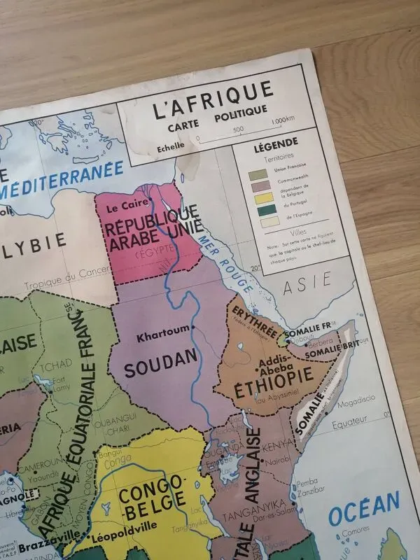 Illustration numéro 2 du produit CARTE SCOLAIRE vintage MDI : AFRIQUE-AMERIQUE DU SUD.