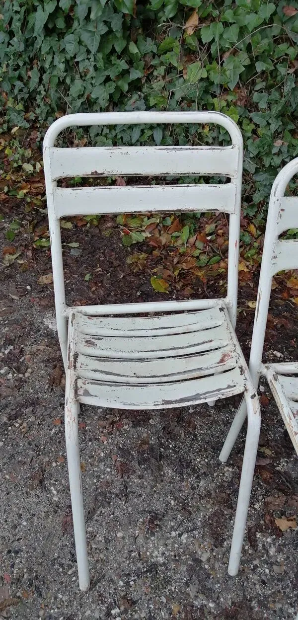 Illustration numéro 2 du produit Set de 4 chaise Tolix T2  french bistro