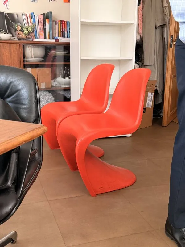 Illustration numéro 2 du produit Chaises Verner Panton - Vitra