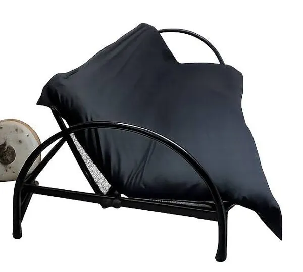 Illustration numéro 2 du produit Canapé-lit en métal peint noir, style Industriel