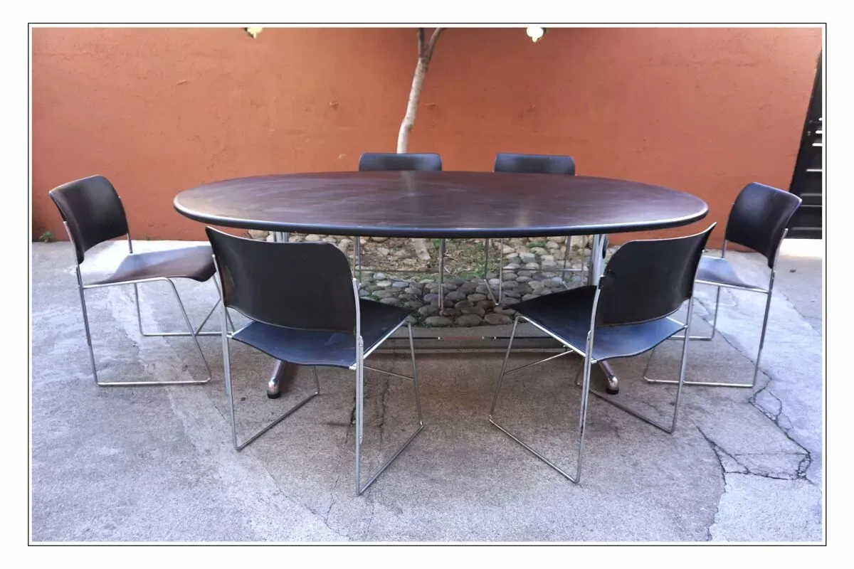 Illustration numéro 2 du produit Table repas ou bureau vintage 60/70 Castelli