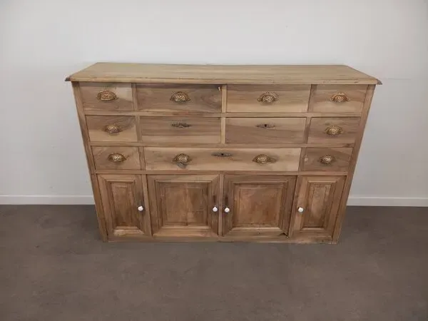 Illustration numéro 2 du produit Meuble de métier à tiroirs