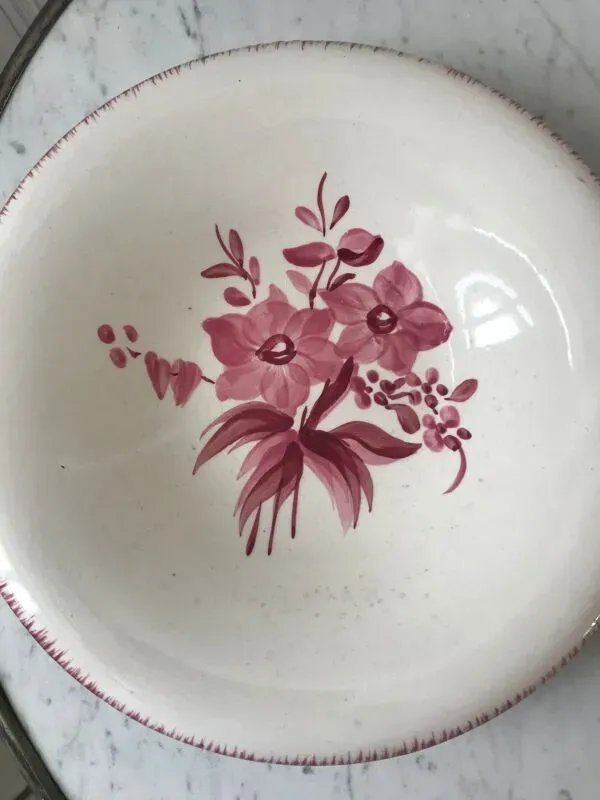 Illustration numéro 2 du produit Duo de plats de service longchamp roses années 30-40