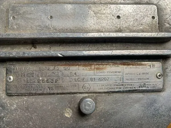 Illustration numéro 2 du produit Lampe à poser