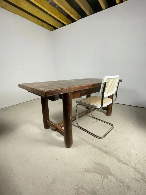 Illustration numéro 2 du produit Table en pin par Georges Robert