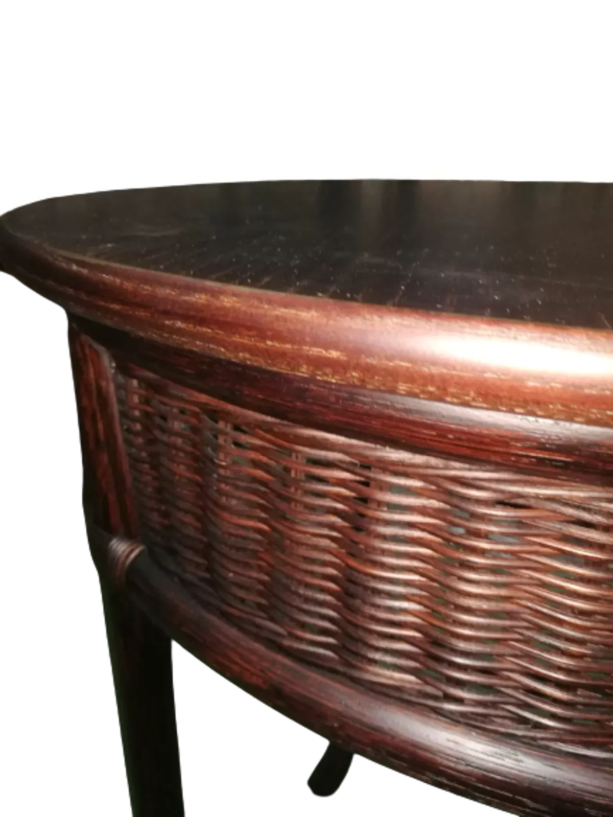 Illustration numéro 2 du produit Table ronde