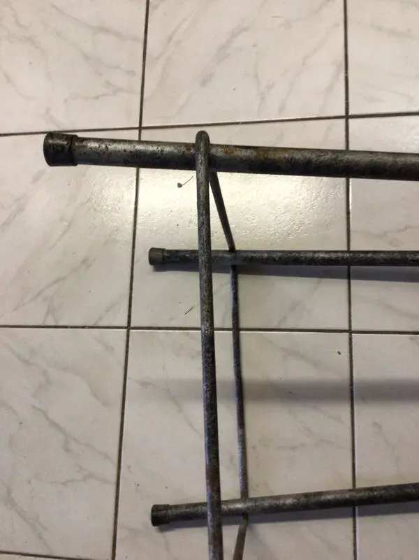 Illustration numéro 2 du produit Tabouret industriel