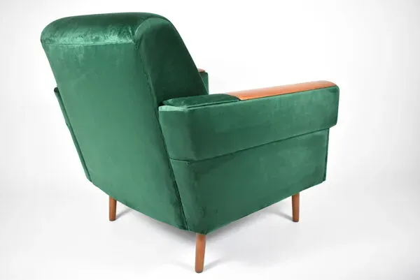 Illustration numéro 2 du produit Fauteuil vintage en velours, années 1960