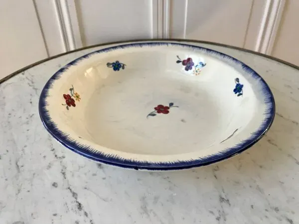 Illustration numéro 2 du produit Plat creux digoin sarreguemines modèle ''mary lou'' années 40