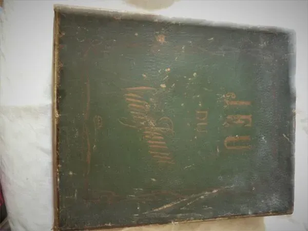 Illustration numéro 2 du produit boîte de jeu de nain jaune en bois années 40 de marque GB