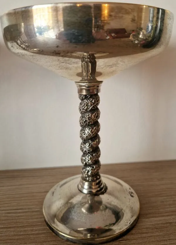 Illustration numéro 2 du produit 4 coupes à dessert argentées, Espagne années 1960