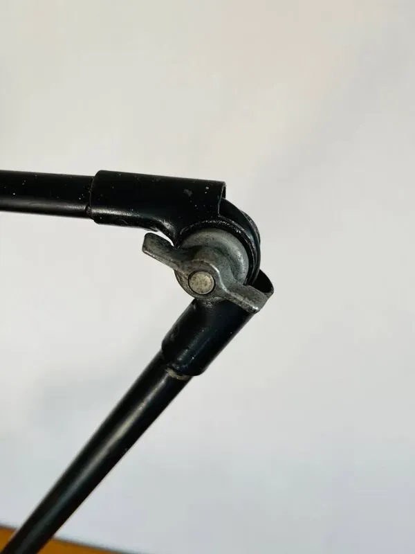 Illustration numéro 2 du produit Ancienne lampe industrielle Rademacher