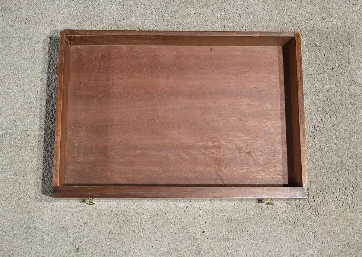 Illustration numéro 2 du produit Table de salon en acajou, style Directoire, début XXème