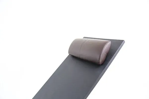 Illustration numéro 2 du produit Chaise longue MVS Marteen Van Severen édition Vitra