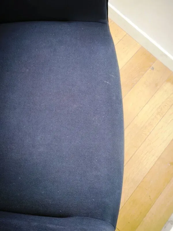 Illustration numéro 2 du produit Fauteuil Softshell, Vitra