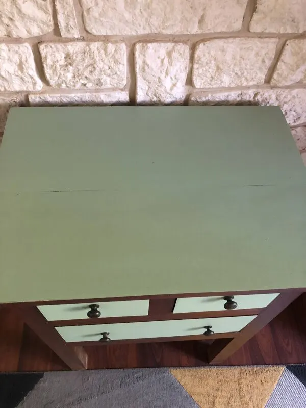 Illustration numéro 2 du produit Commode meuble de métier apothicaire modernisé