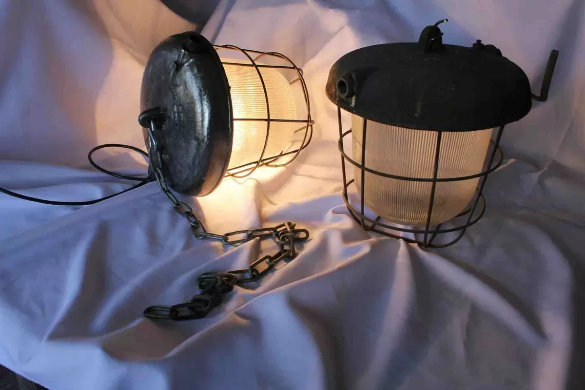 Illustration numéro 2 du produit Eclairages industriels