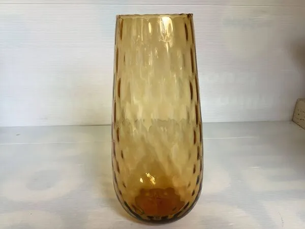 Illustration numéro 2 du produit Vase Empoli asymétrique Made in Italy