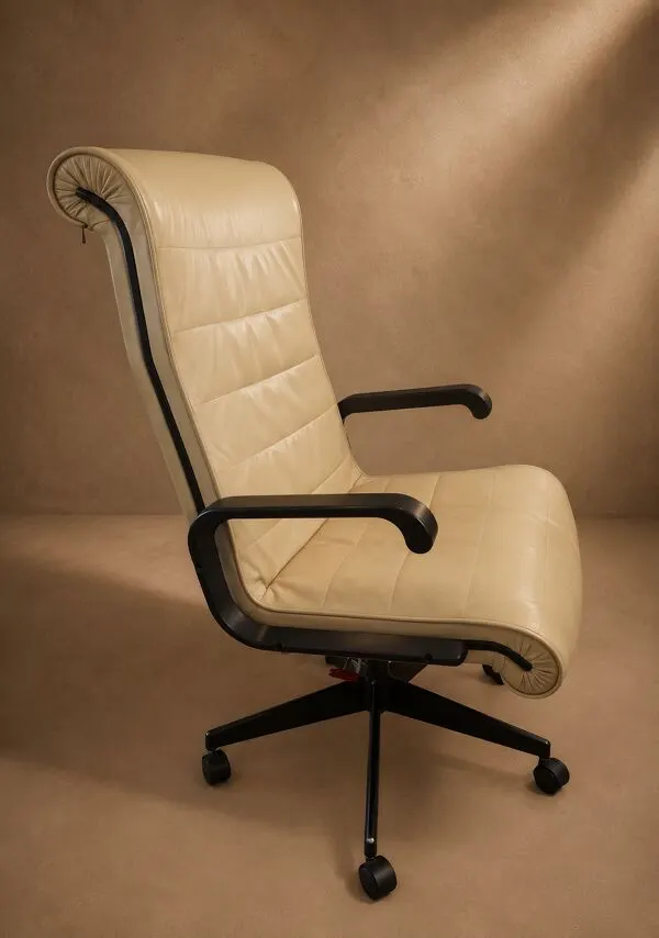 Illustration numéro 2 du produit Fauteuil exécutive R.Sapper Knoll 1980