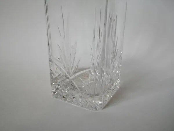 Illustration numéro 2 du produit carafe à whisky en cristal 1960 28 X 9.5 cm
