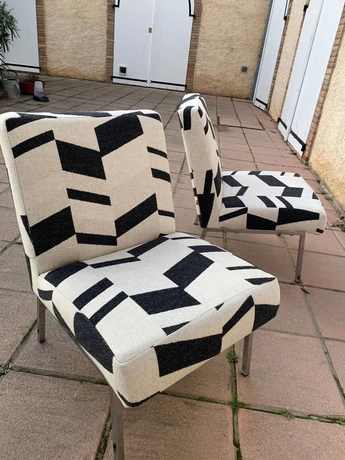 Illustration numéro 2 du produit Chauffeuse industrielle vintage