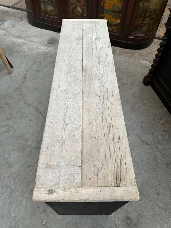 Illustration numéro 2 du produit Ancien meuble de métier 6 tiroirs