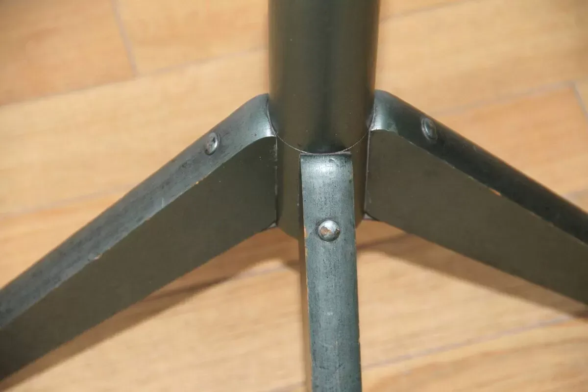 Illustration numéro 2 du produit Portemanteau années 50