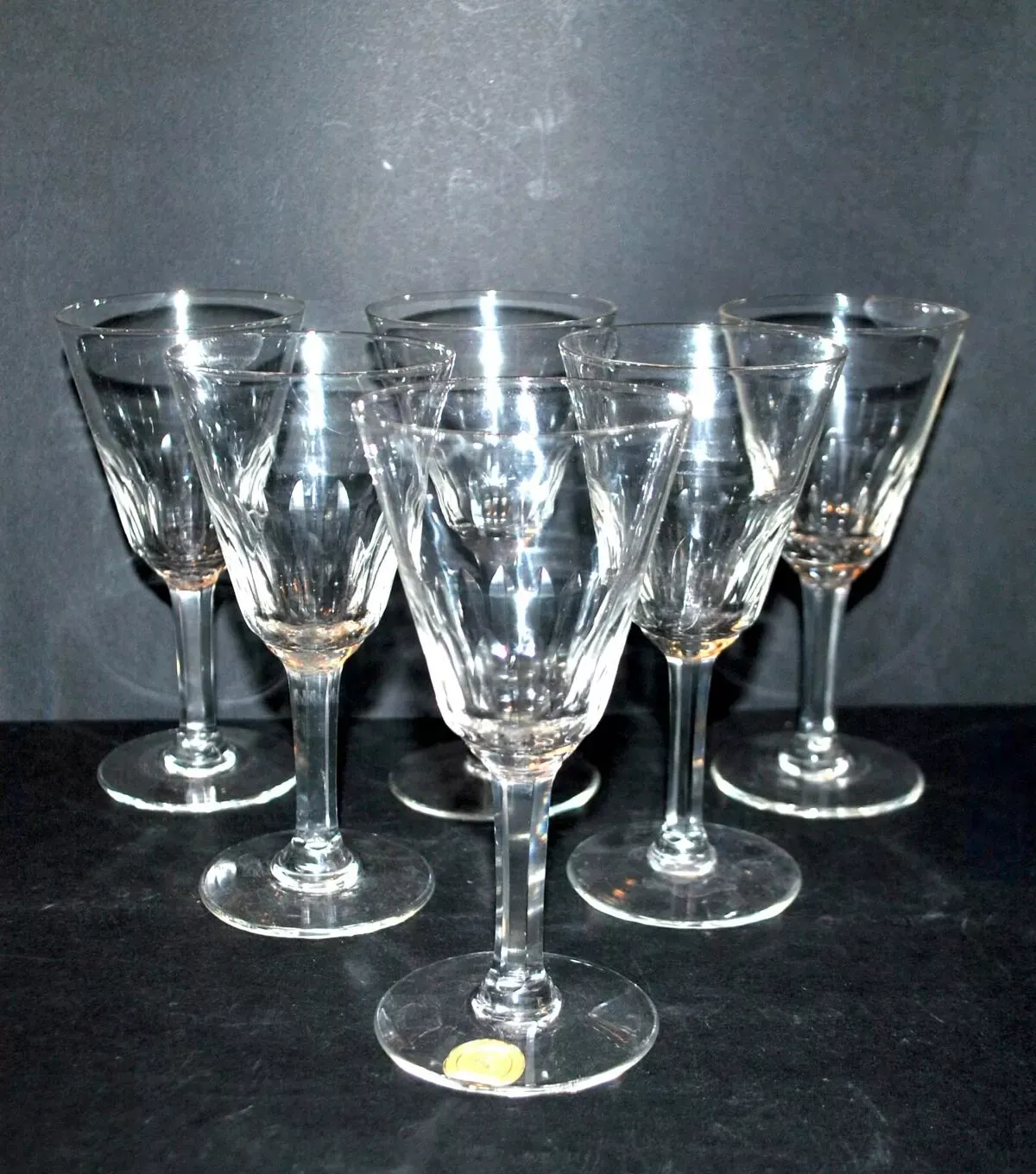 Illustration numéro 2 du produit Série de 6 verres à vin anciens en verre soufflé de meisenthal 1900 12.5 cm