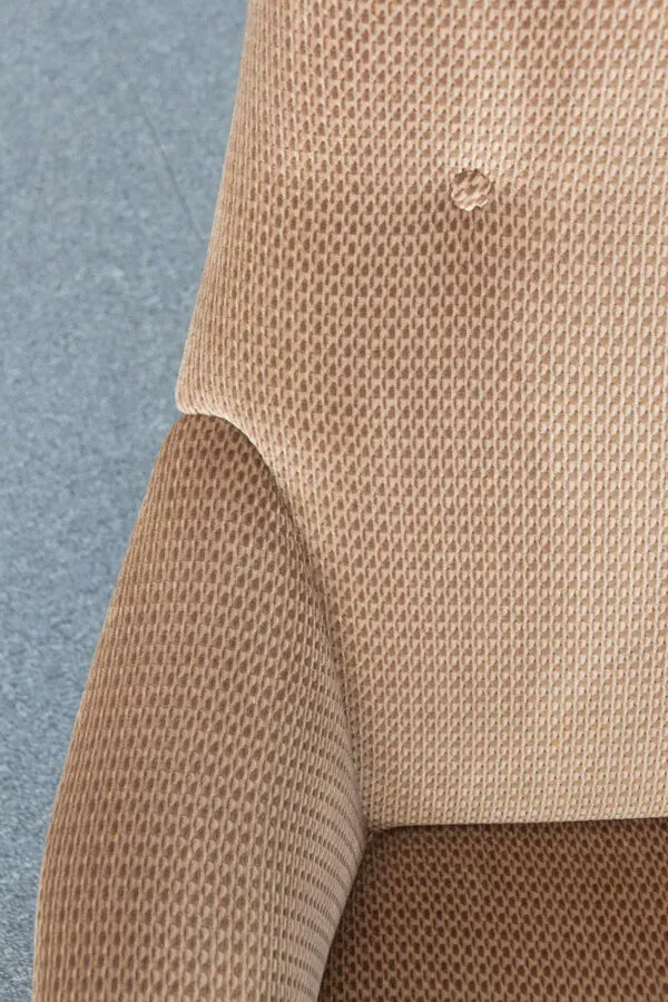 Illustration numéro 2 du produit Ensemble de salon de Guy Besnard