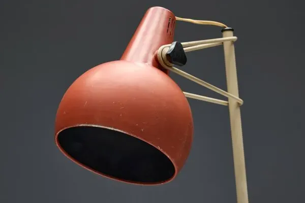Illustration numéro 2 du produit Lampadaire « NX29 » de Louis Kalff pour Philips, Pays-Bas, années 1950