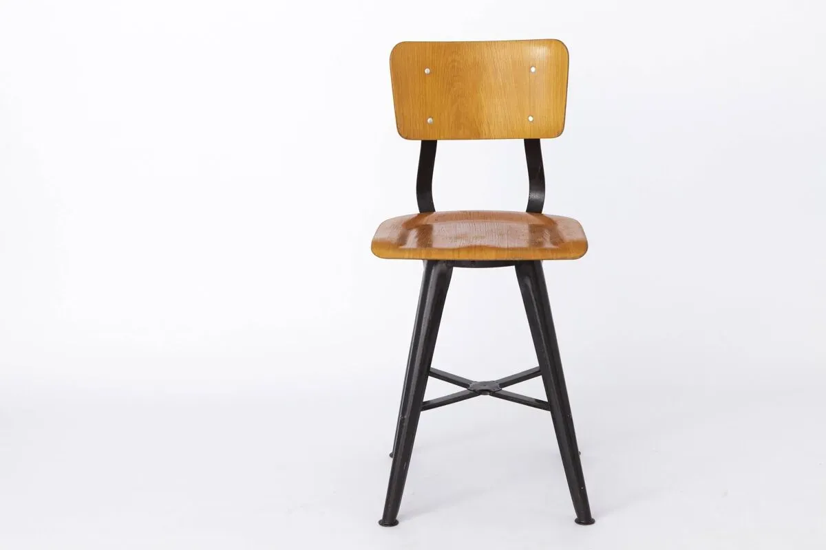 Illustration numéro 2 du produit Tabouret de bar industriel, Allemagne années 1970