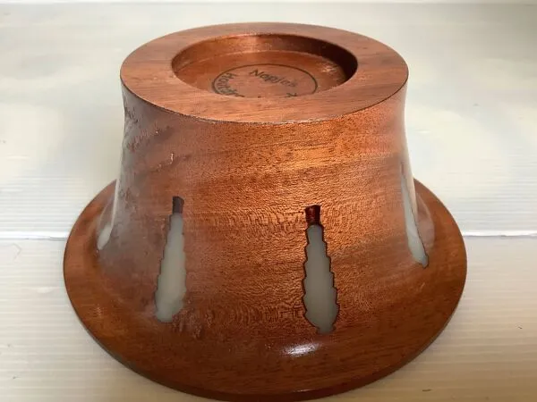 Illustration numéro 2 du produit Vide poche Nopjes houtdraaiwerk en bois fait à la main