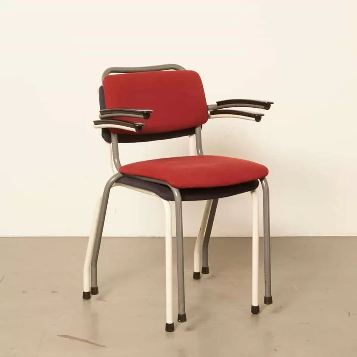 Illustration numéro 2 du produit Chaise d'école Gispen 206 TH-Delft gris rembourré