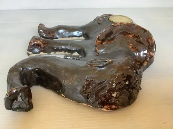 Illustration numéro 2 du produit Bougeoir éléphant céramique irisée signée