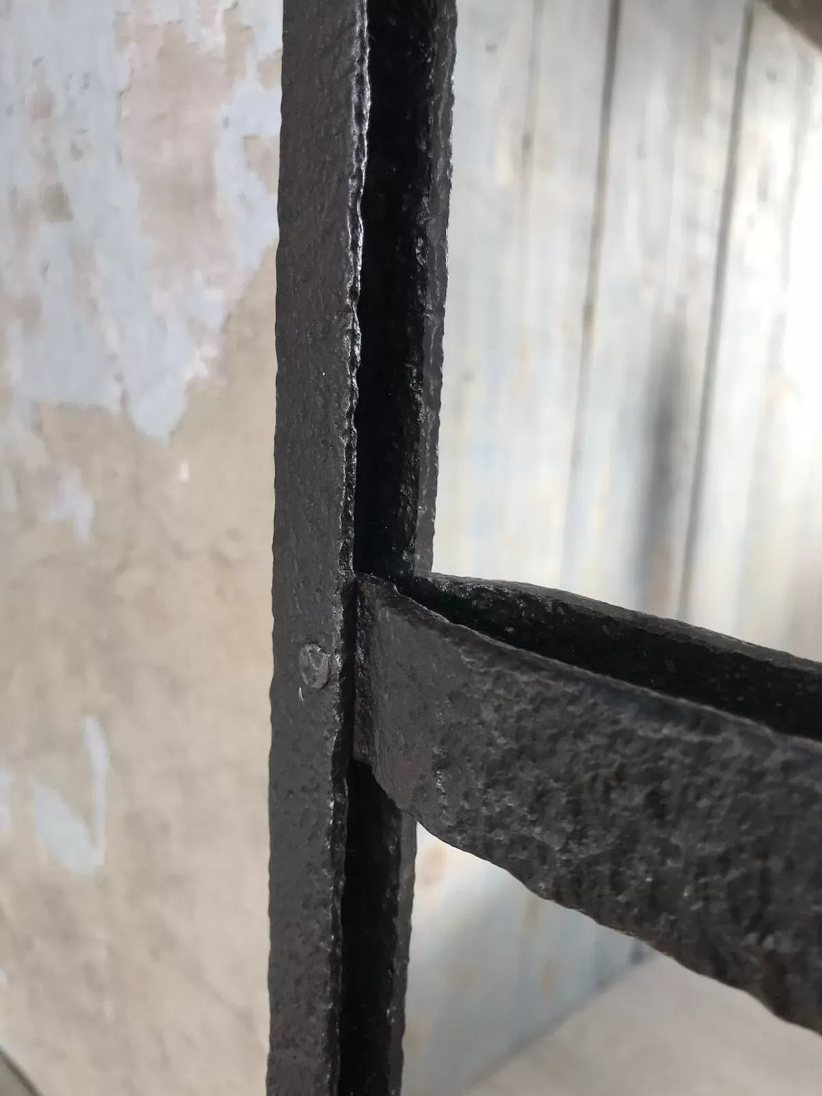 Illustration numéro 2 du produit Miroir industriel riveté