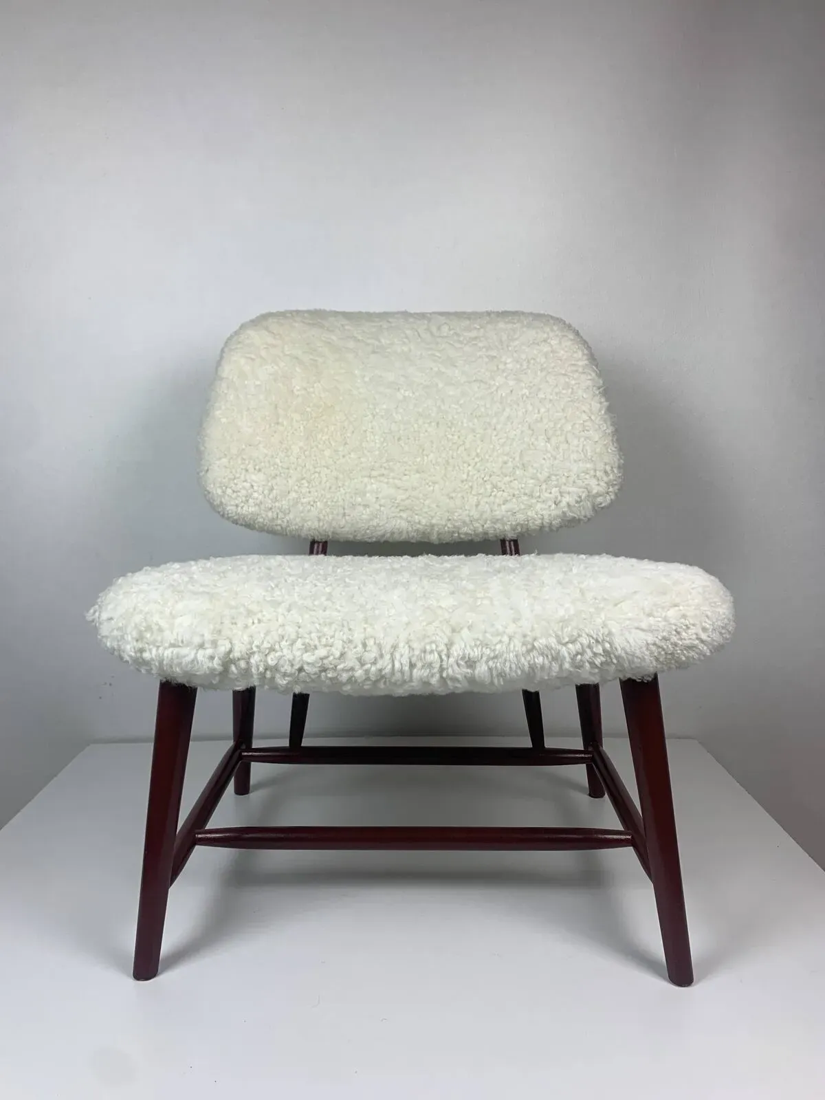 Illustration numéro 2 du produit Chaise longue scandinave suédoise du milieu du siècle par Alf Svenson, modèle Teve, 1950