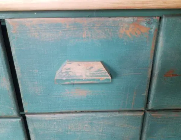 Illustration numéro 2 du produit Meuble 25 tiroirs