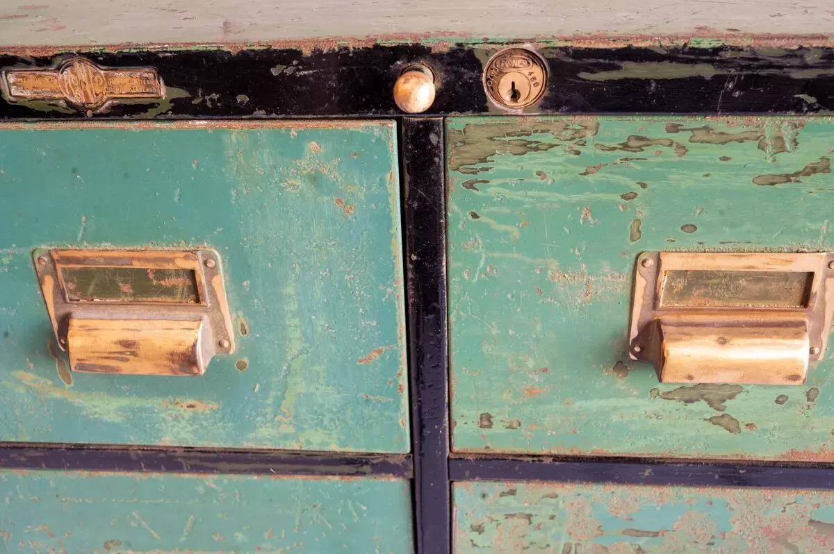 Illustration numéro 2 du produit Commode Roneo Paris 1931