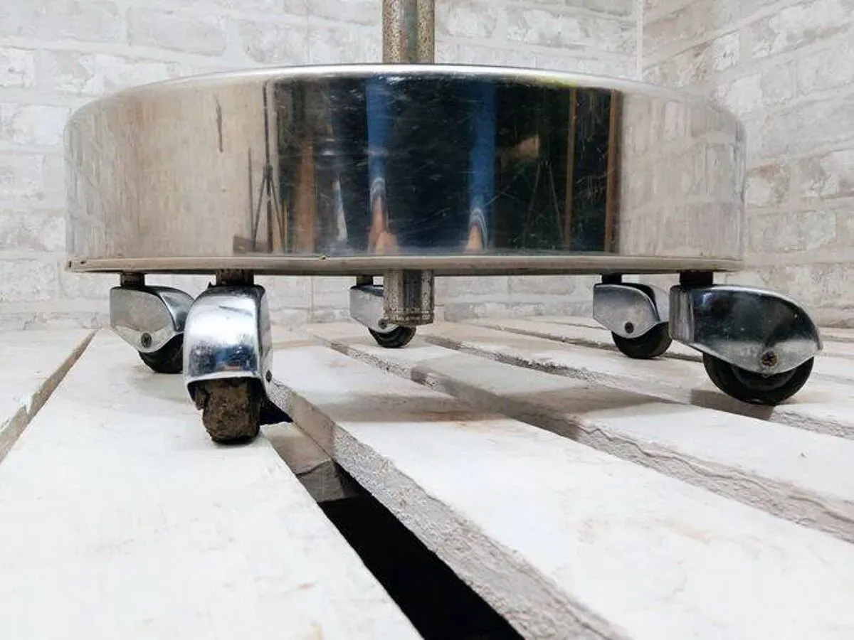 Illustration numéro 2 du produit Fauteuil Rotatif Industriel Vintage • Siemens • 1975