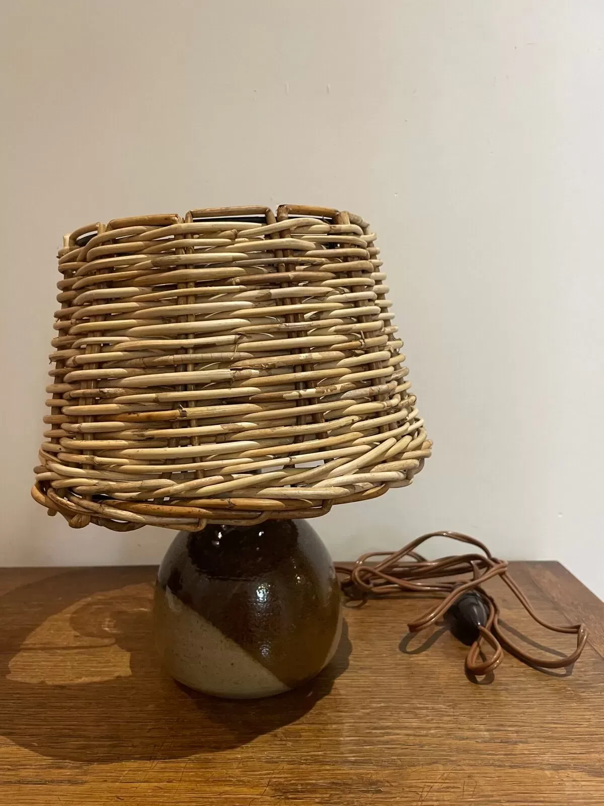 Illustration numéro 2 du produit Lampe en céramique les Cyclades Anduze