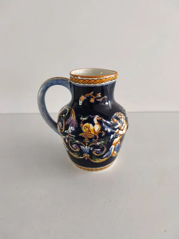 Illustration numéro 2 du produit Petit pichet / Pot à lait en faïence de Gien - Renaissance