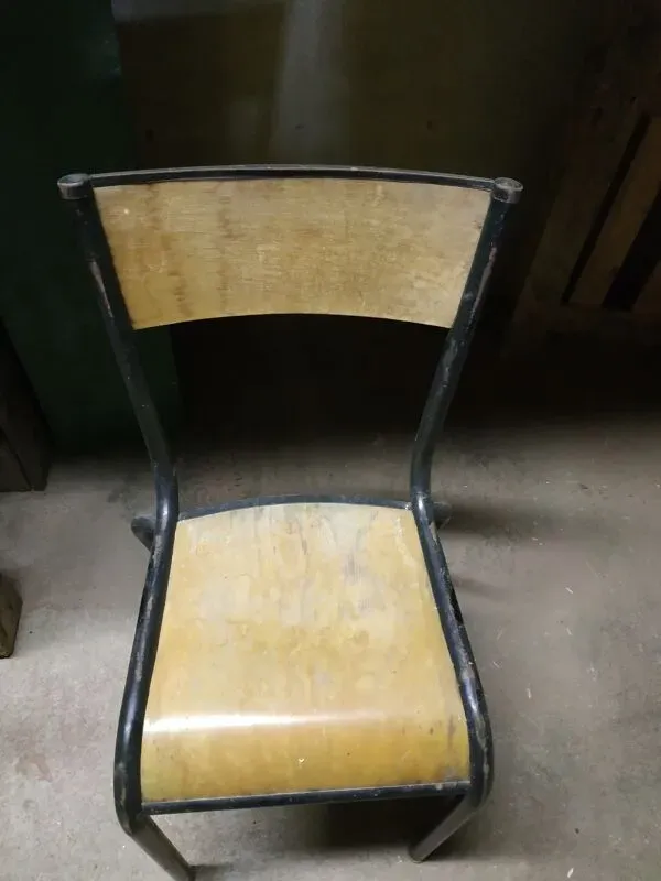 Illustration numéro 2 du produit Chaise Mulca