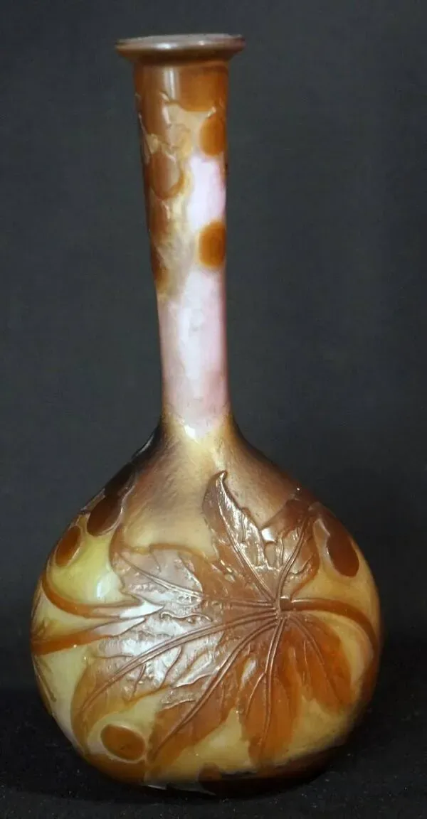 Illustration numéro 2 du produit Vase Émile Gallé Art Nouveau vers 1895–1904